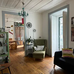 Hostel Alface Hall & Bar, Lissabon