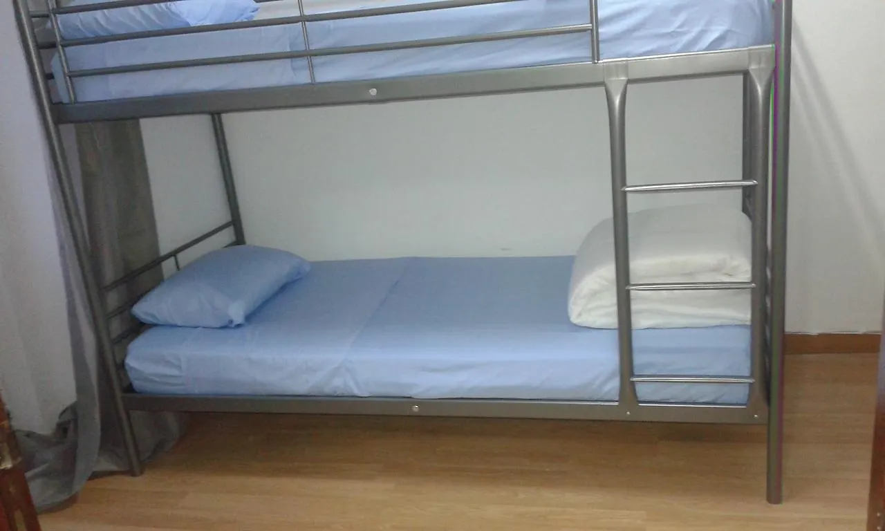 Hostel Lisbon Knock Hotel